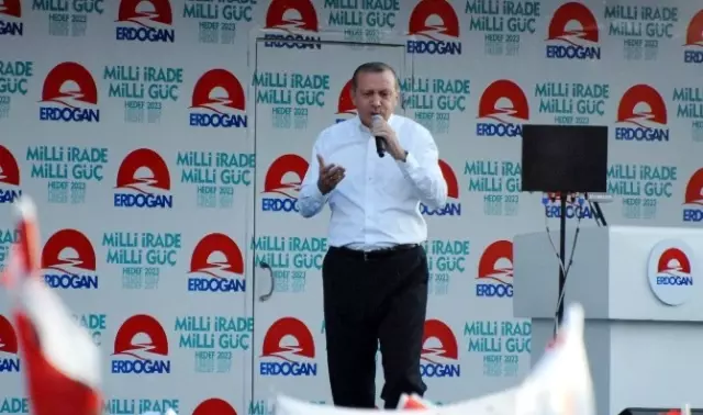 Başbakan Erdoğan Diyarbakır'da Halka Seslendi Başbakan Erdoğan Diyarbakır'da Halka Seslendi