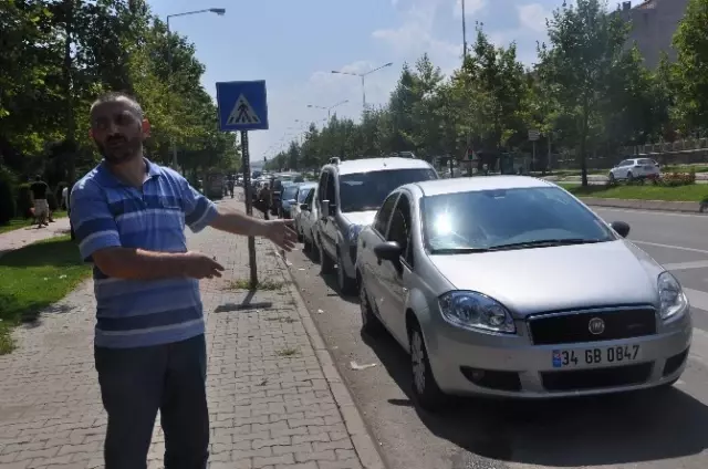 Vatandaşların Feribot Kuyruğu İsyanı