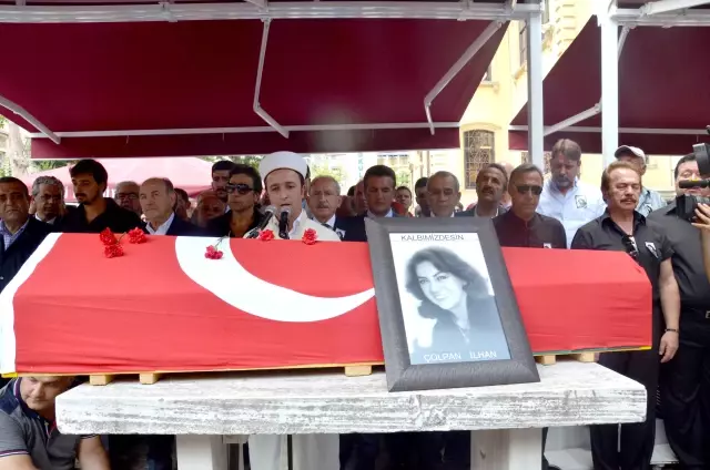 Çolpan İlhan, Son Yolculuğuna Uğurlandı Çolpan İlhan, Son Yolculuğuna Uğurlandı
