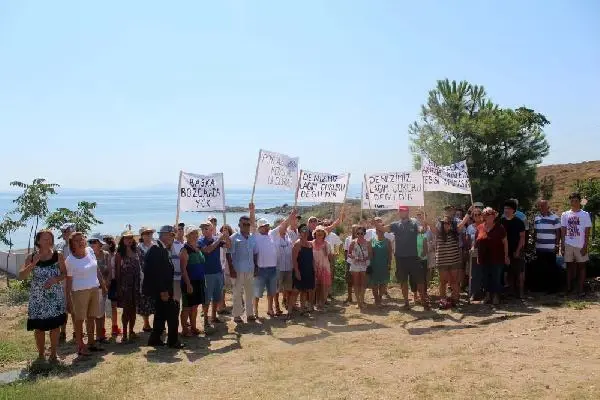Bozcaada'da Arıtma Tesisi Protestosu