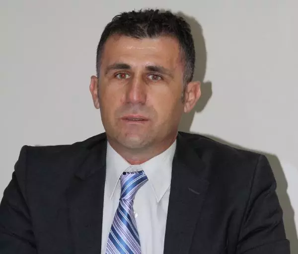 Toyota, Çevreci Hibrit Otomobili Tanıttı