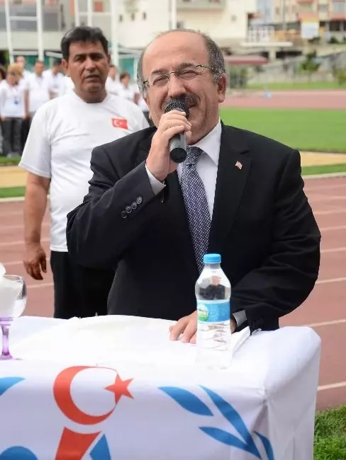 Trabzon'da Avrupa İşitme Engelli Gençler Atletizm Şampiyonası Başladı Trabzon'da Avrupa İşitme Engelli Gençler Atletizm Şampiyonası Başladı