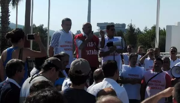Milas'ta Özelleştirme Protestosu Yapıldı Milas'ta Özelleştirme Protestosu Yapıldı
