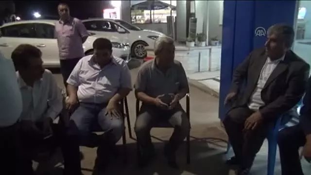 CHP Heyeti, Elektrik Kesintisi Nedeniyle Kızıltepe'ye Gitti CHP Heyeti, Elektrik Kesintisi Nedeniyle Kızıltepe'ye Gitti