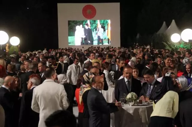 Cumhurbaşkanı Erdoğan Başkomutan Sıfatıyla İlk Resepsiyonunu Verdi