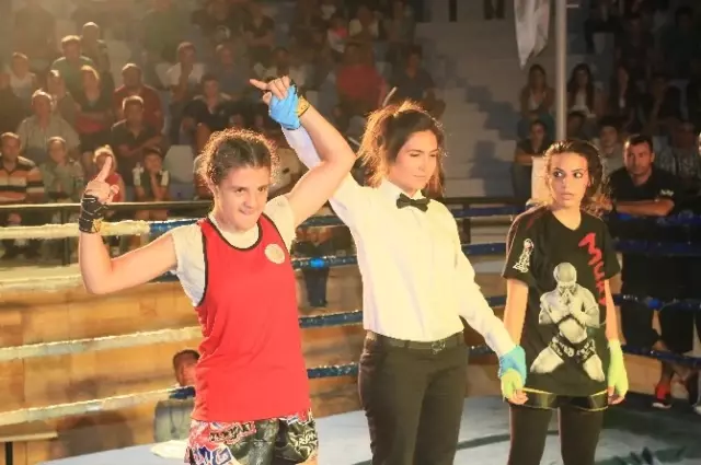 Milas'ta Uluslararası Muay Thai Şampiyonası Düzenlendi Milas'ta Uluslararası Muay Thai Şampiyonası Düzenlendi