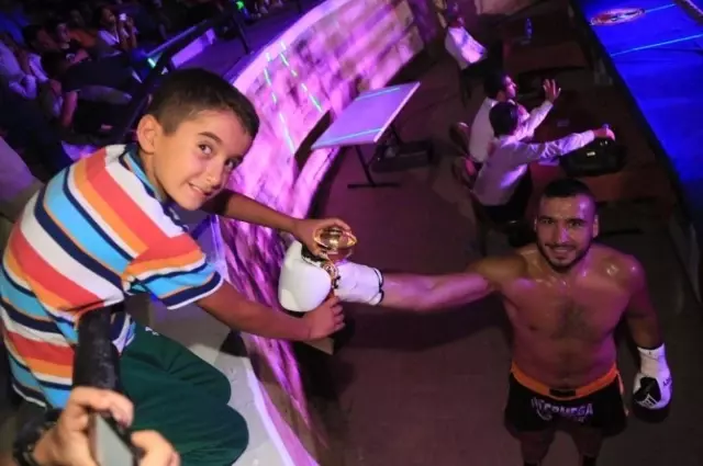 Milas'ta Uluslararası Muay Thai Şampiyonası Düzenlendi Milas'ta Uluslararası Muay Thai Şampiyonası Düzenlendi
