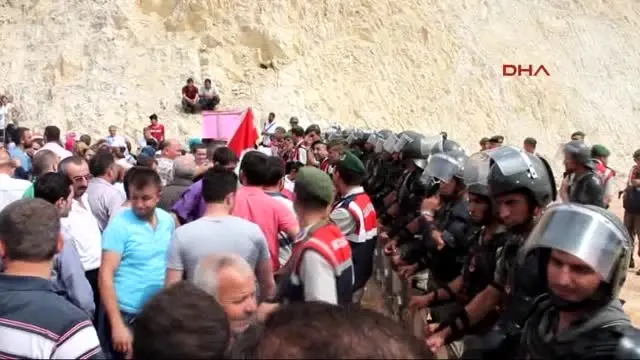 Fatsa'da Maden Sahasında Protesto Gösterisi Fatsa'da Maden Sahasında Protesto Gösterisi