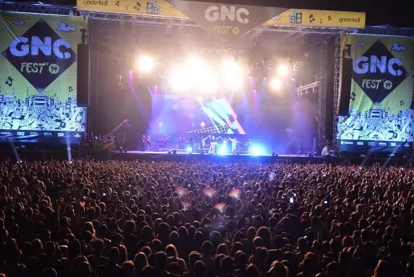 GNCFEST Pharrel ile Sona Erdi GNCFEST Pharrel ile Sona Erdi