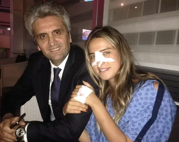 Ceyda Ateş'in Dans Ederken Burnu Kırıldı Ceyda Ateş'in Dans Ederken Burnu Kırıldı