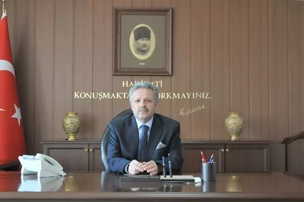 Erzincan Valiliğine Merkez Valisi Süleyman Kahraman Atandı Erzincan Valiliğine Merkez Valisi Süleyman Kahraman Atandı
