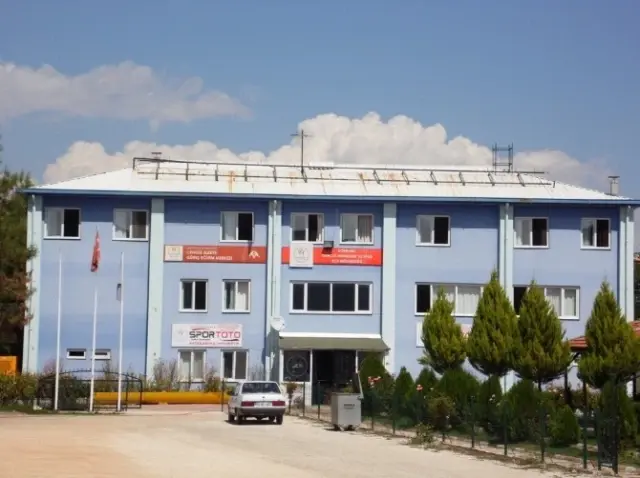 Korkuteli Güreş Eğitim Merkezi'nin Sporcu Sayısı 40 Oldu Korkuteli Güreş Eğitim Merkezi'nin Sporcu Sayısı 40 Oldu