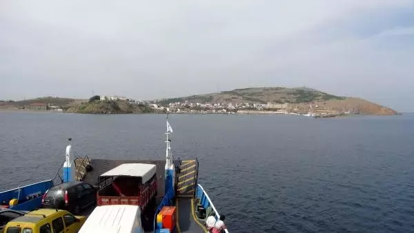 Bozcaadalılar İmar Planına Karşı