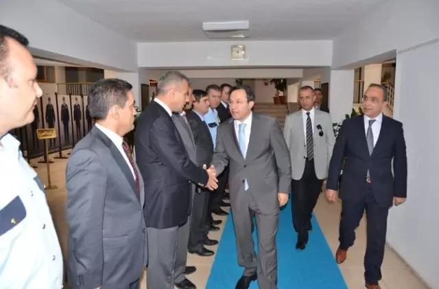 Vali Akdemir'den Veda Ziyaretleri Vali Akdemir'den Veda Ziyaretleri
