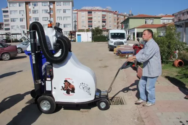 Kırklareli Sokakları Mamut'lara Emanet