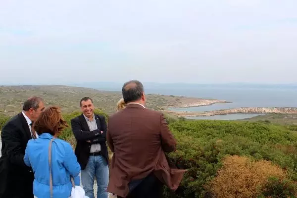 CHP'li Vekiller İmara Karşı Bozcaada'da
