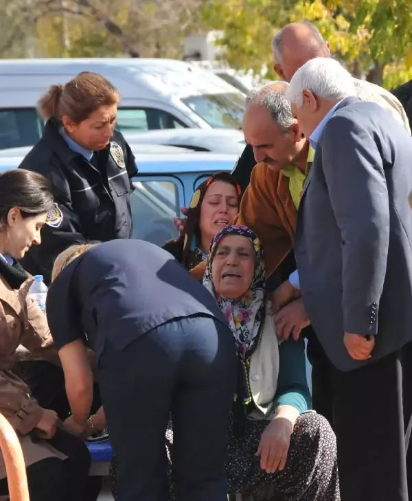 Aynı Otobüste Şehit Oldular, Aynı Araçla Otopsiye Götürüldüler (3)