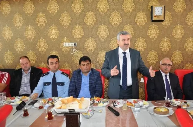 Başkan Baran Beden Öğretmenleriyle Buluştu