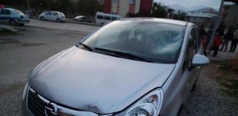 Afşin'de Otomobilin Çarptığı Kasksız Motosikletli Yaralandı