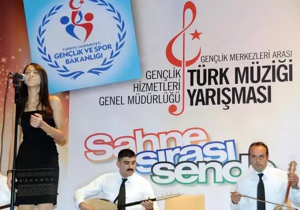 Türk Müziği Yarışması'nda Samsun Bölge Birincisi Oldu Türk Müziği Yarışması'nda Samsun Bölge Birincisi Oldu