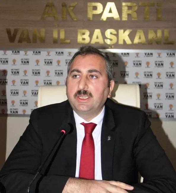 Ak Partili Gül'ün Van Ziyareti Ak Partili Gül'ün Van Ziyareti
