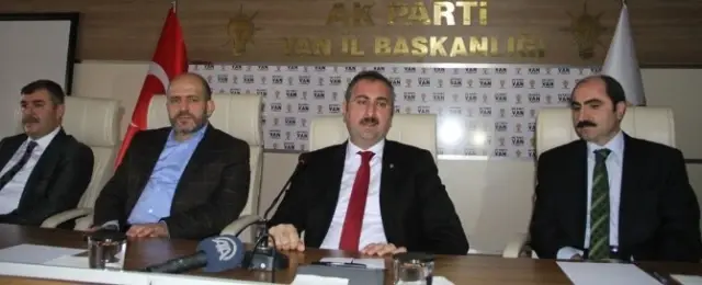 Ak Partili Gül'ün Van Ziyareti Ak Partili Gül'ün Van Ziyareti