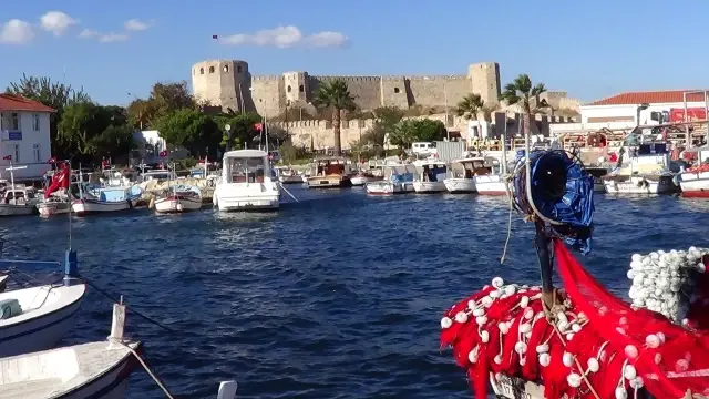 Bozcaadalılar Çevre Düzeni Planı İçin Ankara'ya Gidecek