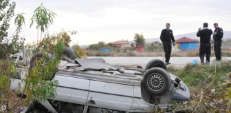 Kırıkkale'de Otomobil Şarampole Yuvarlandı: 1 Ölü, 1 Yaralı