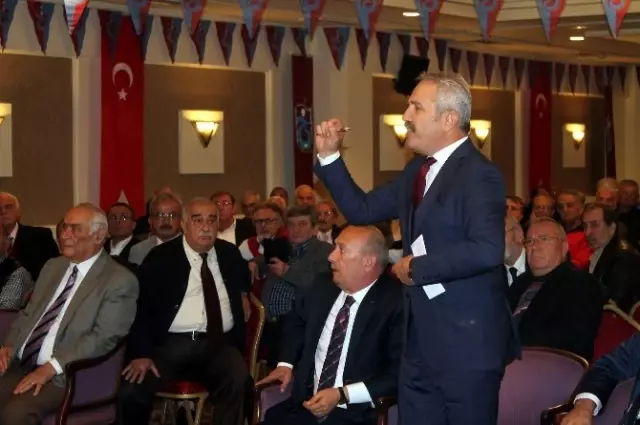 Trabzonspor 33. Genel Kurulunda Gerginlik Yaşandı Trabzonspor 33. Genel Kurulunda Gerginlik Yaşandı