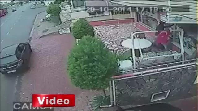 Güpegündüz 20 Bin Liralık Kablo Çaldılar Güpegündüz 20 Bin Liralık Kablo Çaldılar