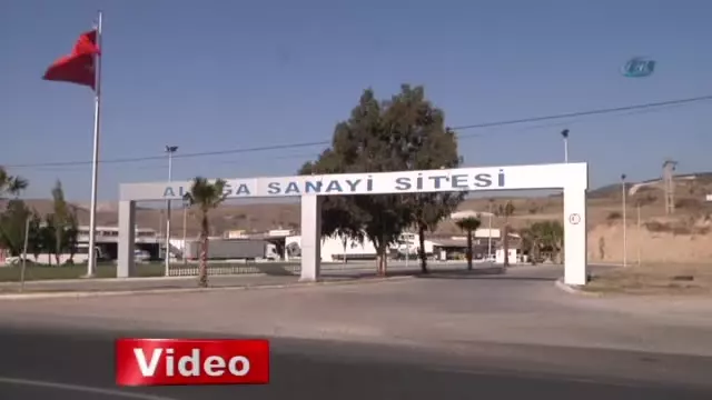 Aliağa Küçük Sanayi Sitesi Görüntü Kirliliğinden Kurtuldu Aliağa Küçük Sanayi Sitesi Görüntü Kirliliğinden Kurtuldu