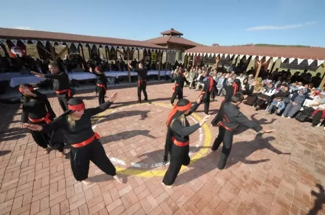 Uşak Alevi Kültür Derneği Aşure Etkinliği Düzenlendi