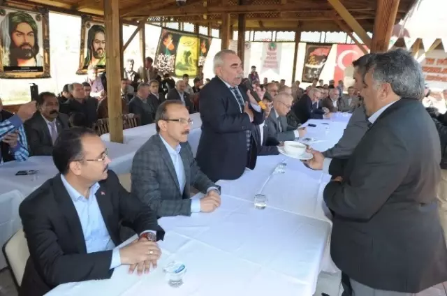 Uşak Alevi Kültür Derneği Aşure Etkinliği Düzenlendi