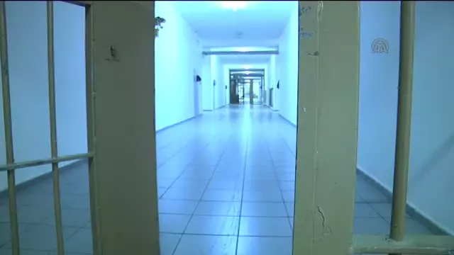 Sincan Cezaevinde Şiir Dinletisi Sincan Cezaevinde Şiir Dinletisi