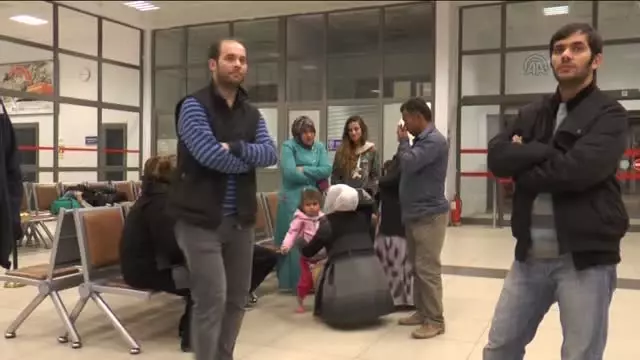 Libya'da Serbest Bırakılan Türk Vatandaşları Ailelerine Kavuştu Libya'da Serbest Bırakılan Türk Vatandaşları Ailelerine Kavuştu