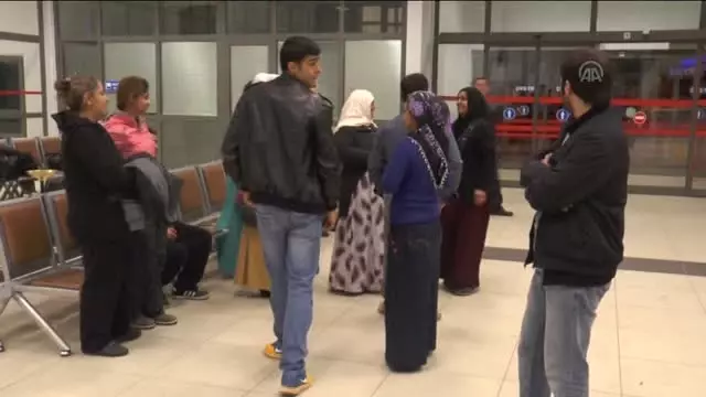 Libya'da Serbest Bırakılan Türk Vatandaşları Ailelerine Kavuştu Libya'da Serbest Bırakılan Türk Vatandaşları Ailelerine Kavuştu