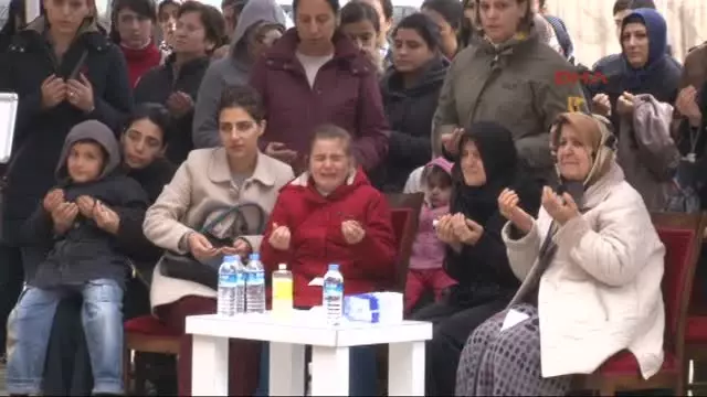 İntihar Eden Polis Memuru Gözyaşlarıyla Memleketine Uğurlandı İntihar Eden Polis Memuru Gözyaşlarıyla Memleketine Uğurlandı
