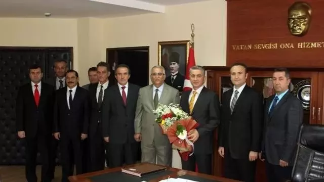 24 Kasım Öğretmenler Günü 24 Kasım Öğretmenler Günü