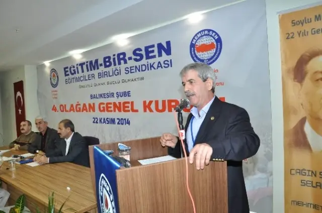 Balıkesir Eğitim-Bir-Sen'de Nöbet Değişimi Balıkesir Eğitim-Bir-Sen'de Nöbet Değişimi