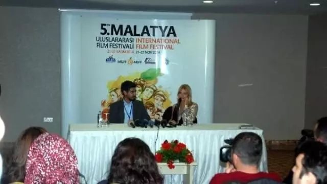 Nastassja Kınskı: İlk Geldiğimde İstanbul'da Kayboldum Nastassja Kınskı: İlk Geldiğimde İstanbul'da Kayboldum