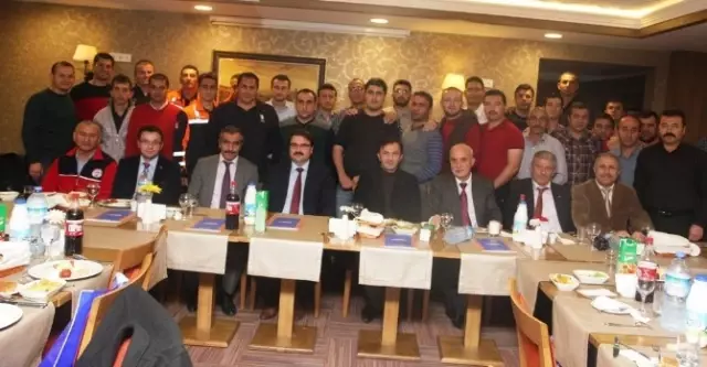 Kocaeli'de İtfaiyeciler Sertifikalarını Aldı Kocaeli'de İtfaiyeciler Sertifikalarını Aldı