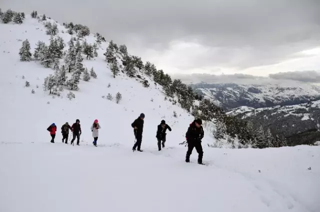 Gümüşhaneli Dağcılar Yalınkavak Yaylalarında