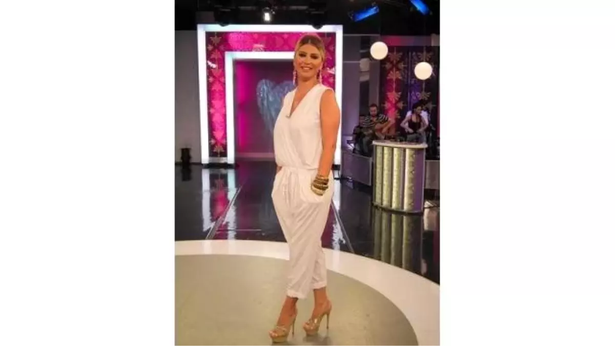 Songül Karlı'nın Programı Eşi Yüzünden Bitti