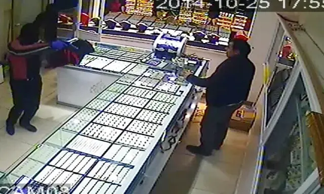 Filmleri Aratmayan Kuyumcu Soygunu Kamerada