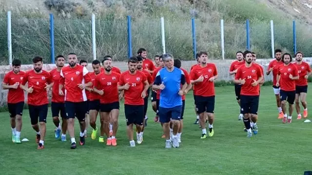Kocaeli Birlikspor, Tepecikspor Maçına Hazırlanıyor Kocaeli Birlikspor, Tepecikspor Maçına Hazırlanıyor