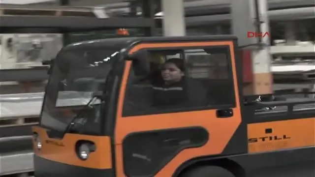 İnegöl Orman Ürünleri Fabrikasında 8 Kadın Forklift Operatörü İnegöl Orman Ürünleri Fabrikasında 8 Kadın Forklift Operatörü