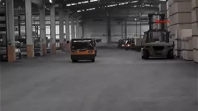 İnegöl Orman Ürünleri Fabrikasında 8 Kadın Forklift Operatörü İnegöl Orman Ürünleri Fabrikasında 8 Kadın Forklift Operatörü