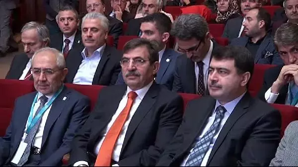 Bakan Güllüce Türkiye Dil ve Edebiyat Derneği 3. Olağan Kongresi'nde Konuştu... Bakan Güllüce Türkiye Dil ve Edebiyat Derneği 3. Olağan Kongresi'nde Konuştu...