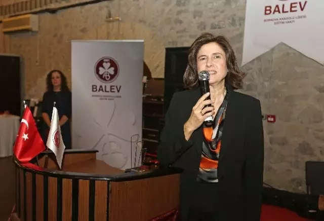 Duayen İşadamı Selçuk Yaşar'a 'Beyaz Yaşam' Ödülü Duayen İşadamı Selçuk Yaşar'a 'Beyaz Yaşam' Ödülü