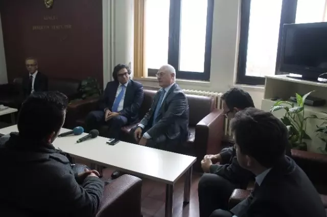DSP Genel Başkan Yardımcısı Muammer Aydın Zonguldak'ta DSP Genel Başkan Yardımcısı Muammer Aydın Zonguldak'ta